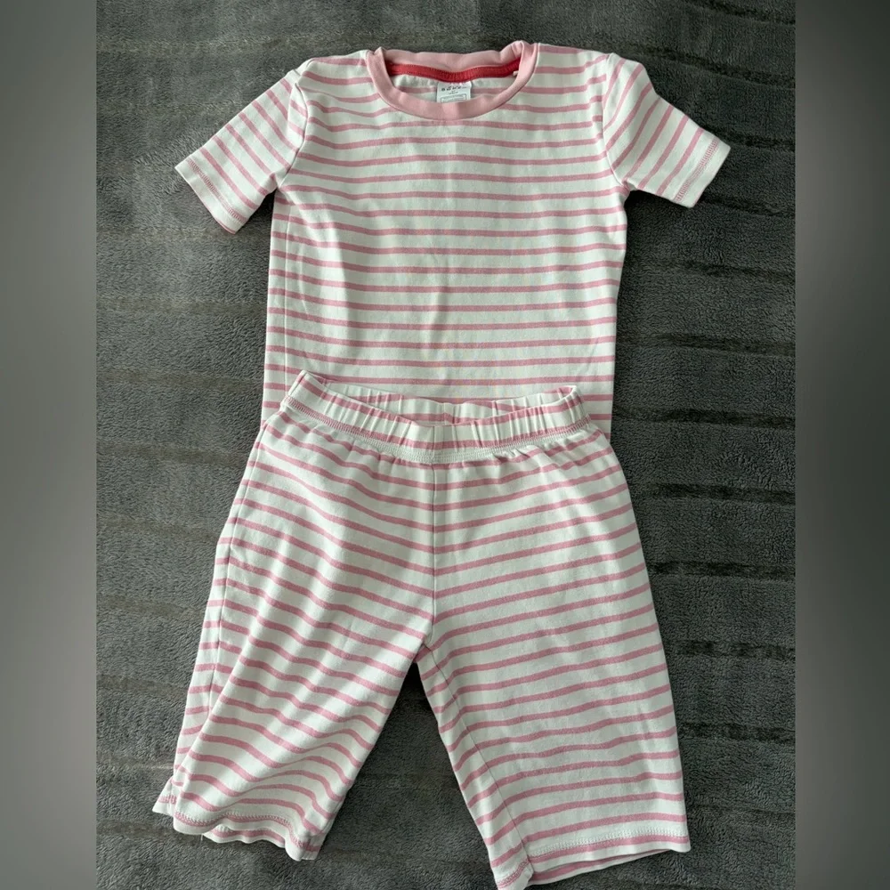 Girls Summer PJ sets Lot - Picture 4 of 5